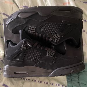 Air Jordan 4 Black Cat Size 9.5